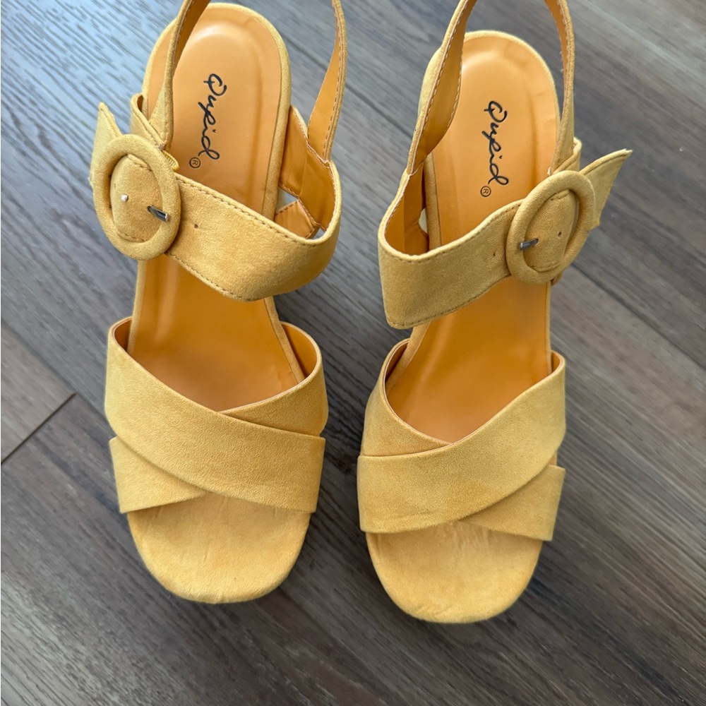 Lulu's Yellow Sandals